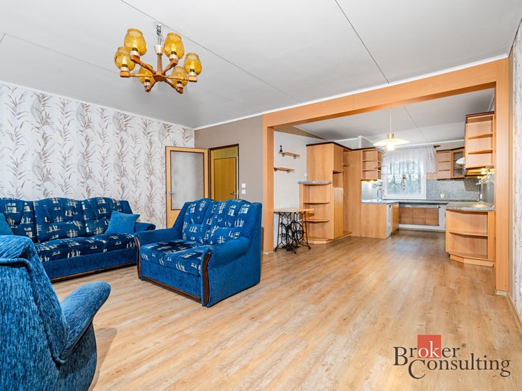 Prodej domu, 202 m² (2 z 32)