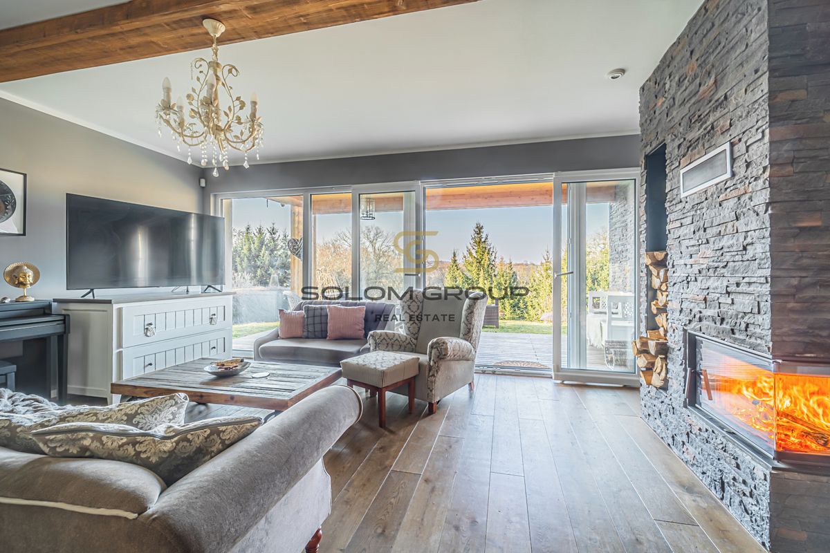 Prodej rodinného domu 155 m², pozemek 1713 m² – fotografie 3
