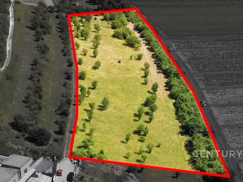 Prodej stavebního pozemku 1659 m², Přerov nad Labem – náhled fotky 2