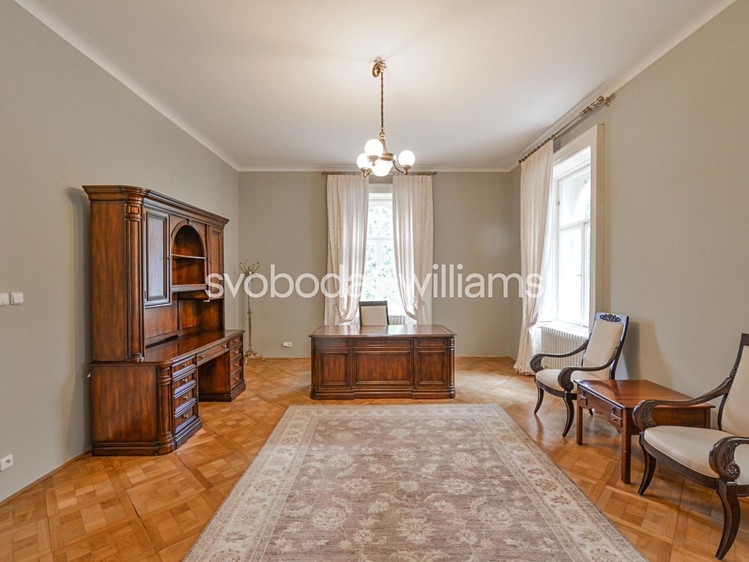 Haus zur Miete, 827 m² (11 von 30)
