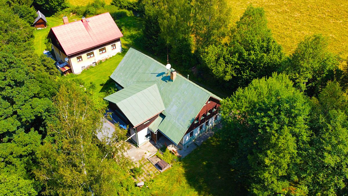 Prodej rodinného domu 425 m², pozemek 673 m² – fotografie 4