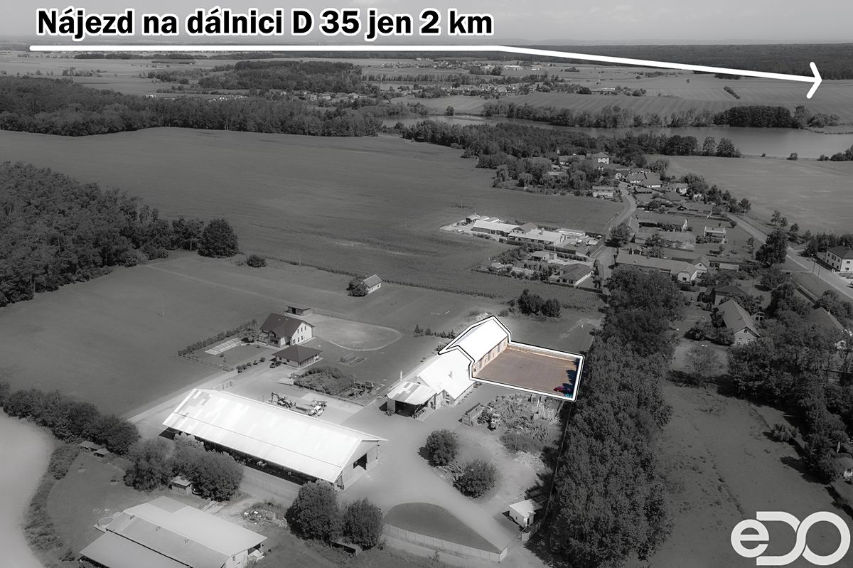 Pronájem výrobní haly, prostoru 298 m²
