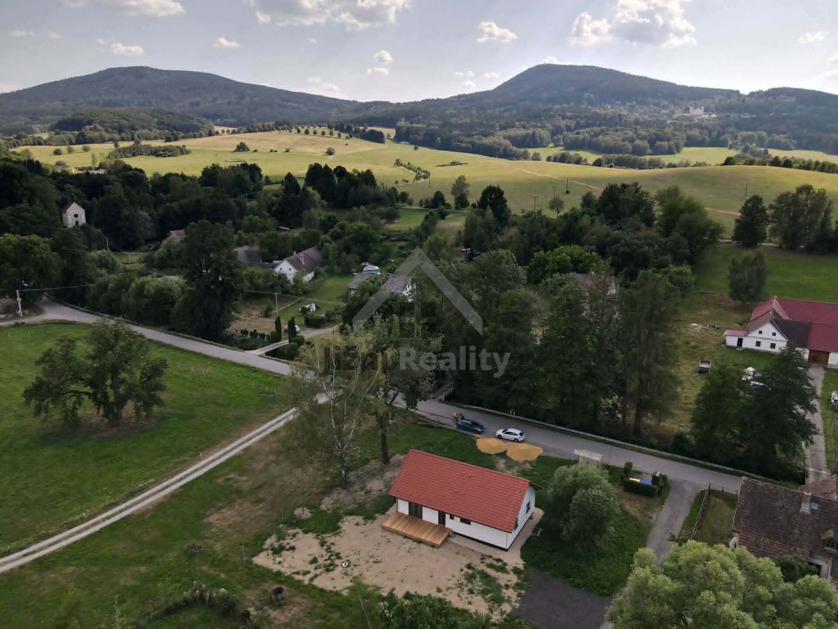 Prodej rodinného domu 120 m², pozemek 1300 m² – fotografie 3