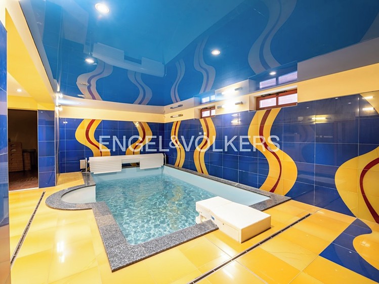 Prodej domu, 385 m² (13 z 17)