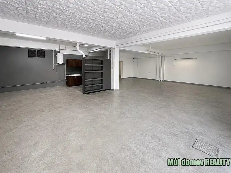 Pronájem výrobní haly, prostoru 420 m², Praha – náhled fotky 1