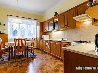 Pronájem vily 1300 m², pozemek 1022 m²