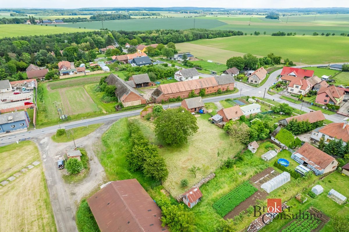 Prodej stavebního pozemku 1478 m² – fotografie 2