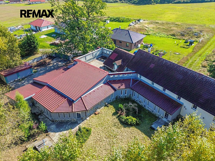 Gewerbefläche zum Kauf, 952 m² (1 von 51)