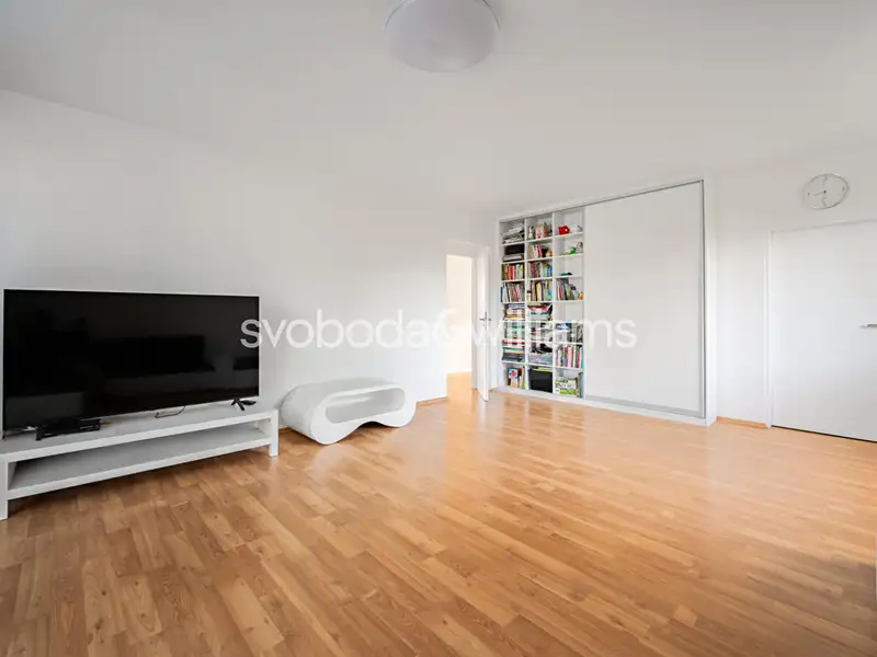 Prodej rodinného domu 184 m², pozemek 892 m², Průhonice – náhled fotky 3