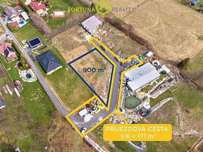 Prodej stavebního pozemku 1071 m²