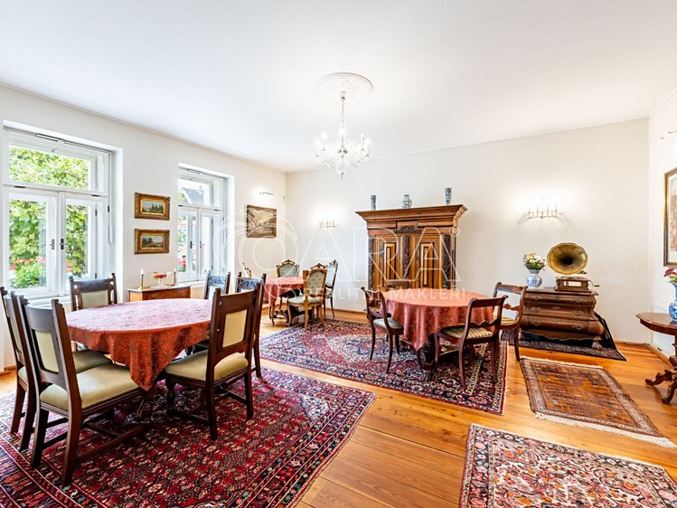 Prodej domu, 377 m² (6 z 29)