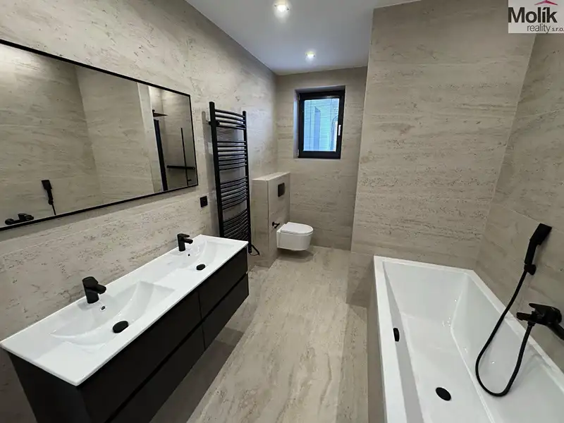 Pronájem rodinného domu 97 m², pozemek 356 m², Most – náhled fotky 1