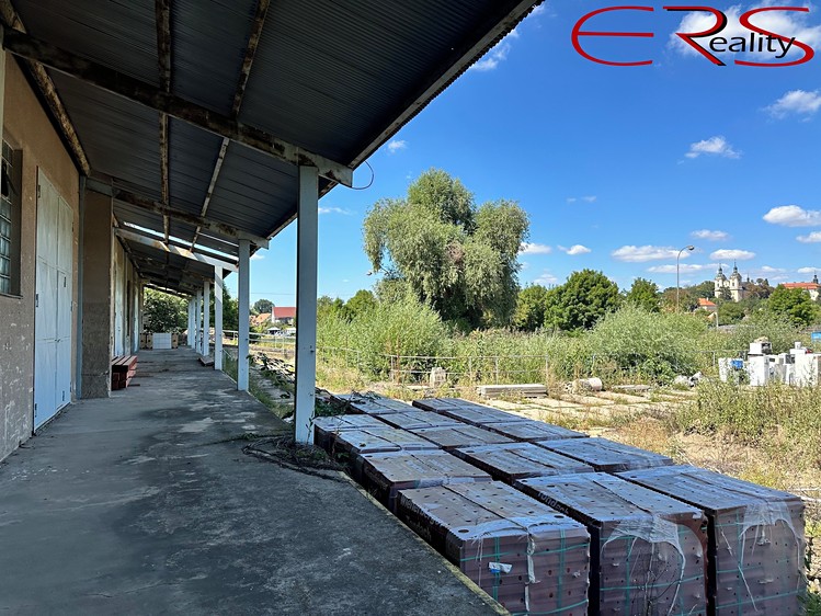 Prodej komerčního prostoru, 1 320 m² (6 z 18)
