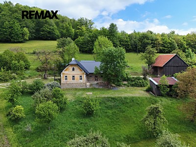 Prodej  chalupy 164 m², pozemek 285 345 m²