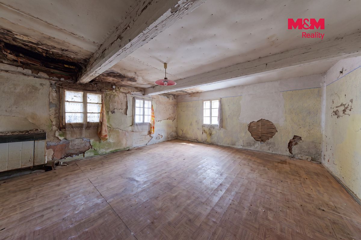 Prodej rodinného domu 129 m², pozemek 360 m² – fotografie 2