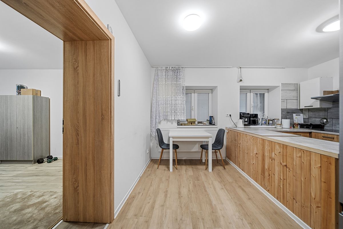 Prodej rodinného domu 470 m², pozemek 168 m²