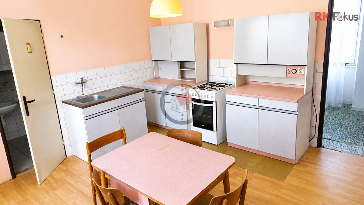Prodej rodinného domu 122 m², pozemek 541 m² – fotografie 2
