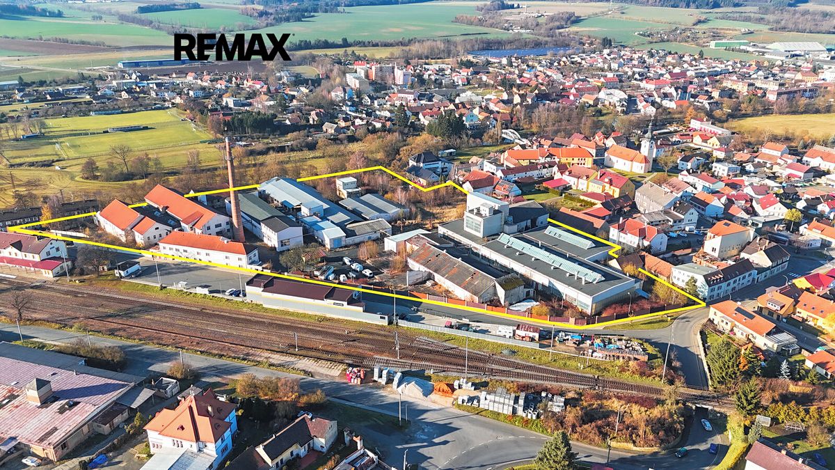 Prodej výrobní haly, prostoru 15715 m²