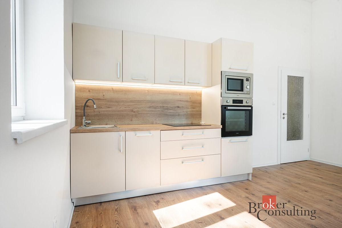 Prodej bytu 2+kk 48 m², Ostrava – fotka 1 z 3