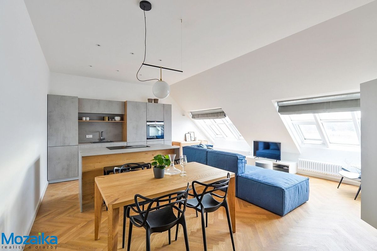 Pronájem bytu 2+kk 61 m² – fotografie 3
