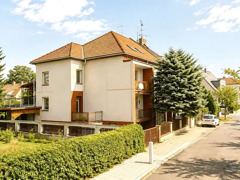 Prodej rodinného domu 246 m², pozemek 375 m², Poděbrady – náhled fotky 1
