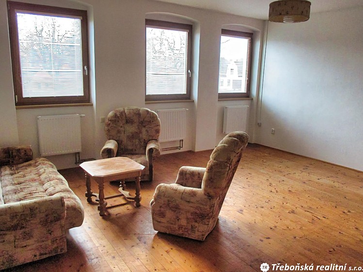 Prodej komerčního prostoru, 445 m² (6 z 22)