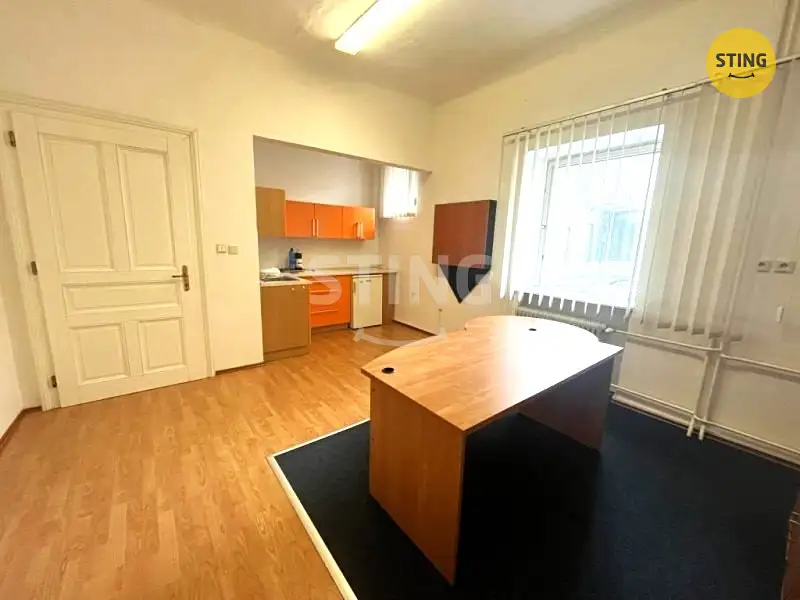 Pronájem kanceláře 90 m², Ostrava – náhled fotky 2