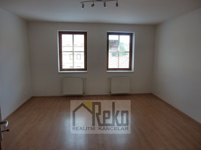 Pronájem bytu 4+1 112 m² – fotografie 4