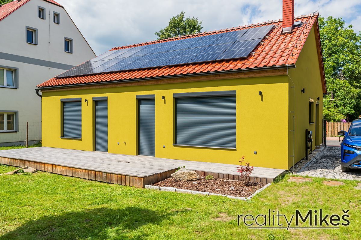 Prodej rodinného domu 95 m², pozemek 779 m² – fotografie 3