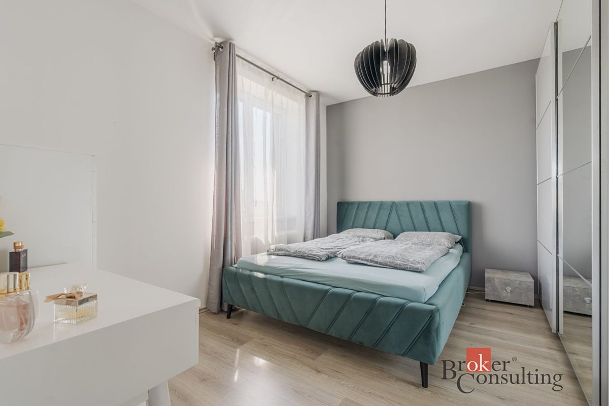 Pronájem bytu 2+1 51 m² – fotografie 3