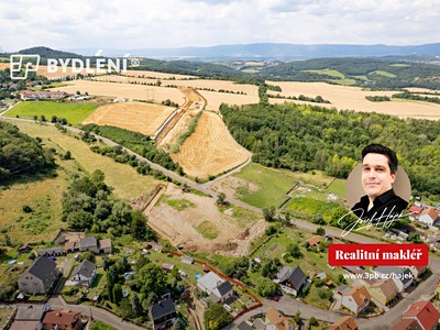 Prodej  stavebního pozemku 1 594 m²