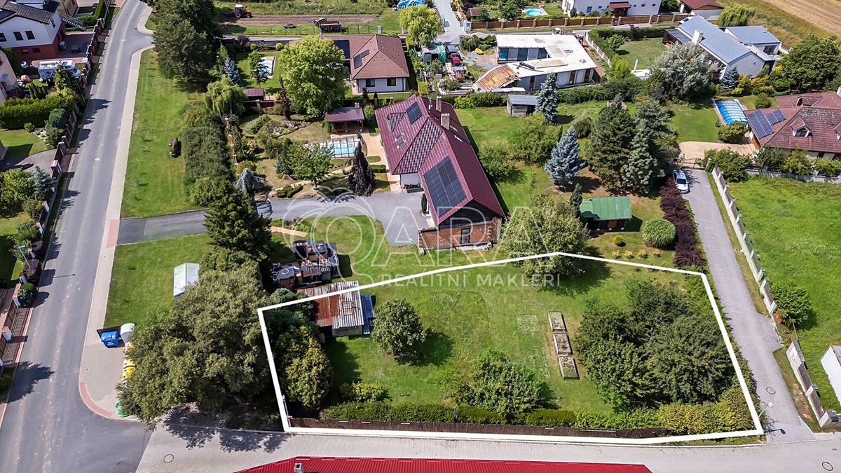 Prodej stavebního pozemku 1001 m²