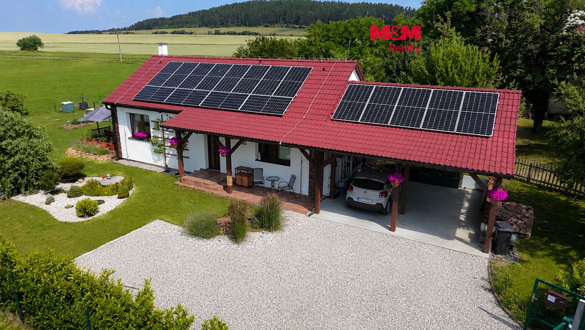 Prodej rodinného domu 93 m², pozemek 803 m²