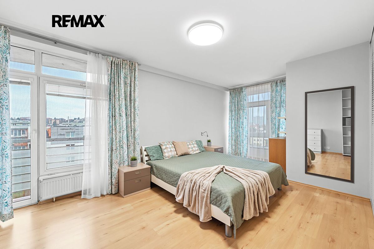 Pronájem bytu 3+kk 96 m² – fotografie 4
