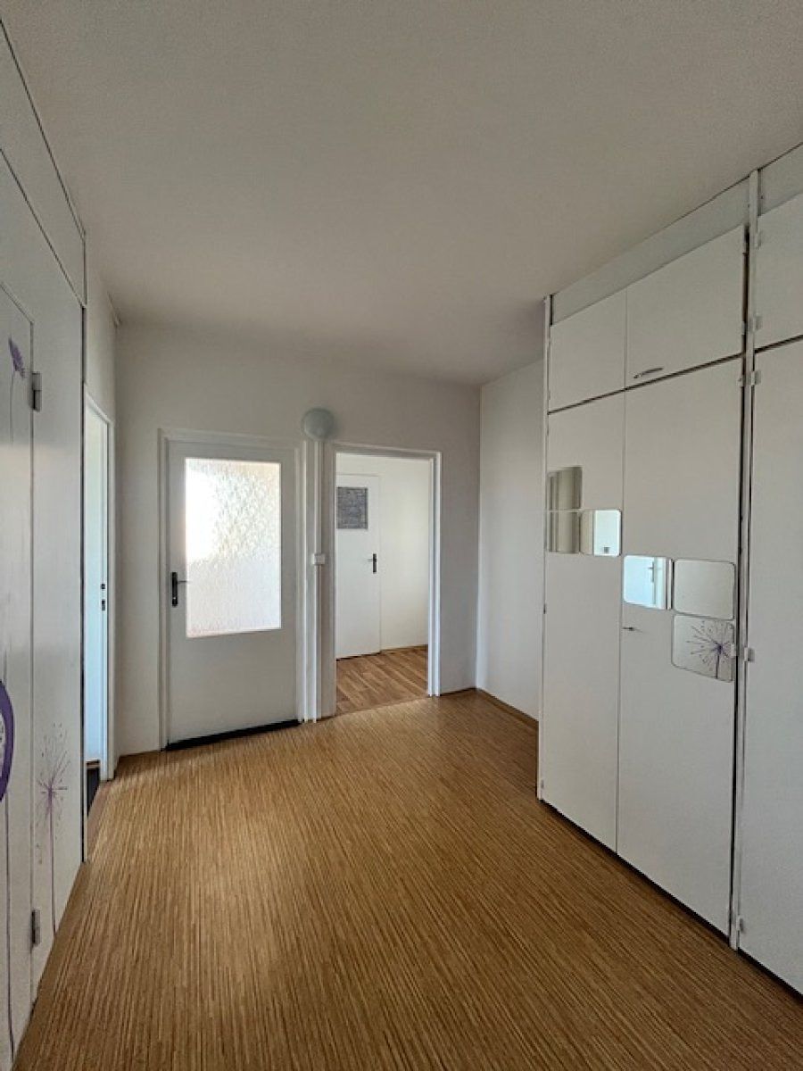 Pronájem bytu 2+1 78 m² – fotografie 4