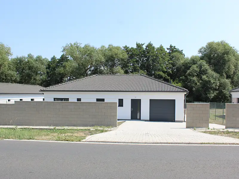 Prodej rodinného domu 125 m², pozemek 746 m², Blšany u Loun – náhled fotky 2
