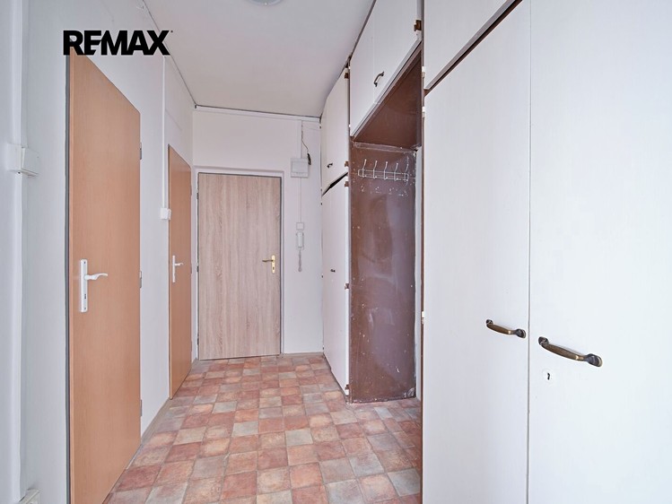 Prodej bytu 2+1, 56 m² (8 z 12)