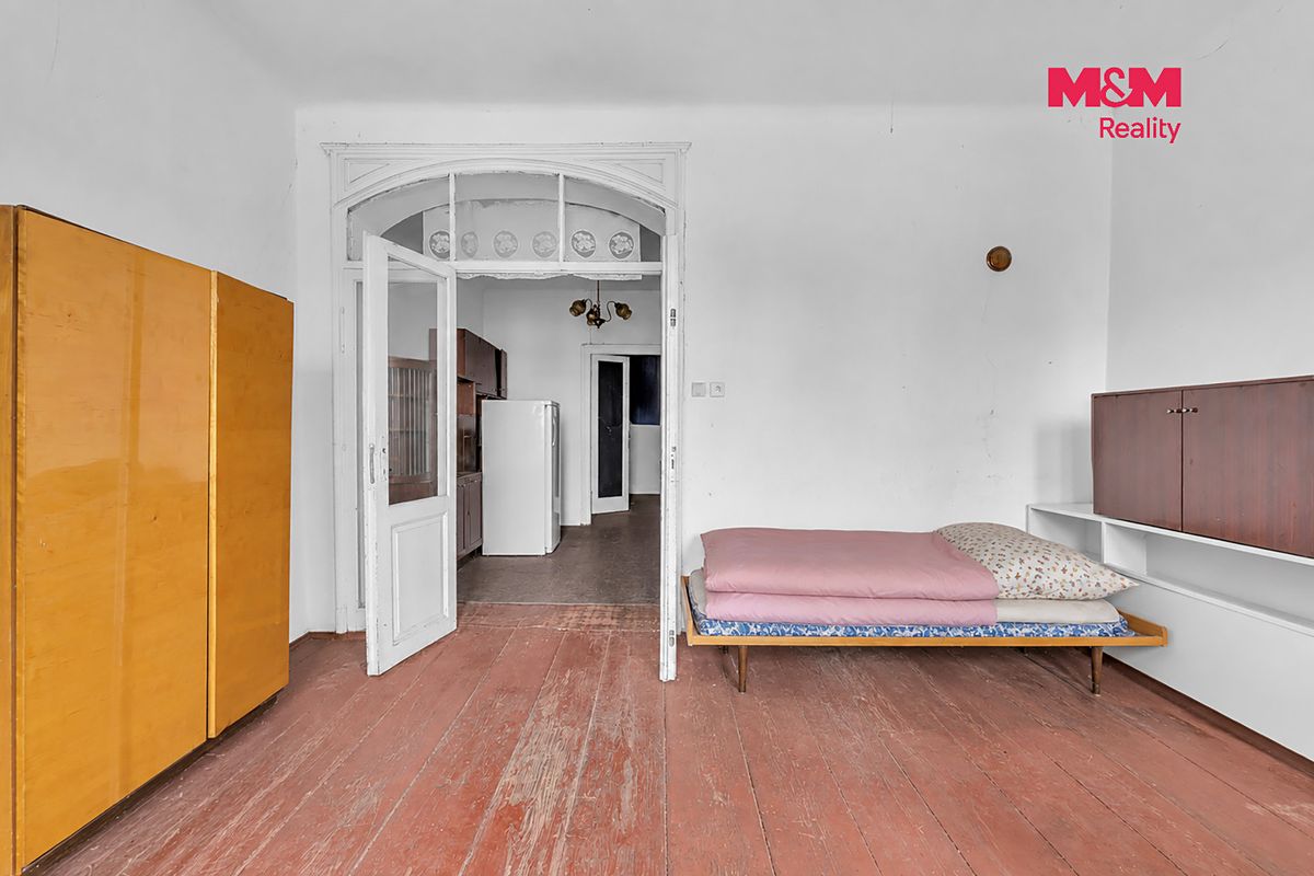 Prodej rodinného domu 917 m², pozemek 606 m² – fotografie 4