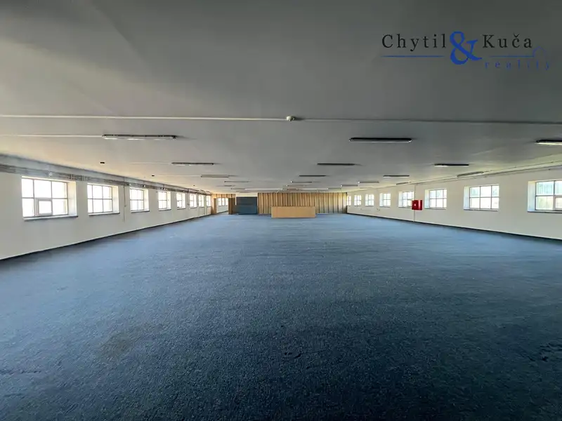 Pronájem skladového prostoru 1400 m², Přerov – náhled fotky 2