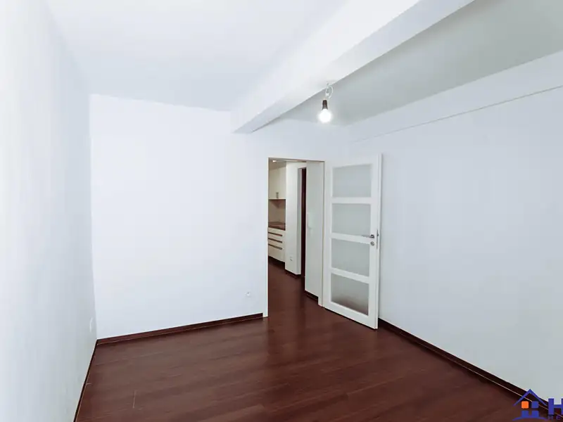 Pronájem kanceláře 39 m², Praha – náhled fotky 1