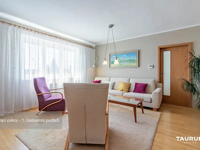 Prodej rodinného domu 311 m², pozemek 859 m², Nepomuk – náhled fotky 3