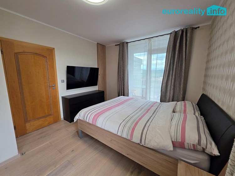 Квартира 2+kk в оренду, 49 м² (14 з 24)