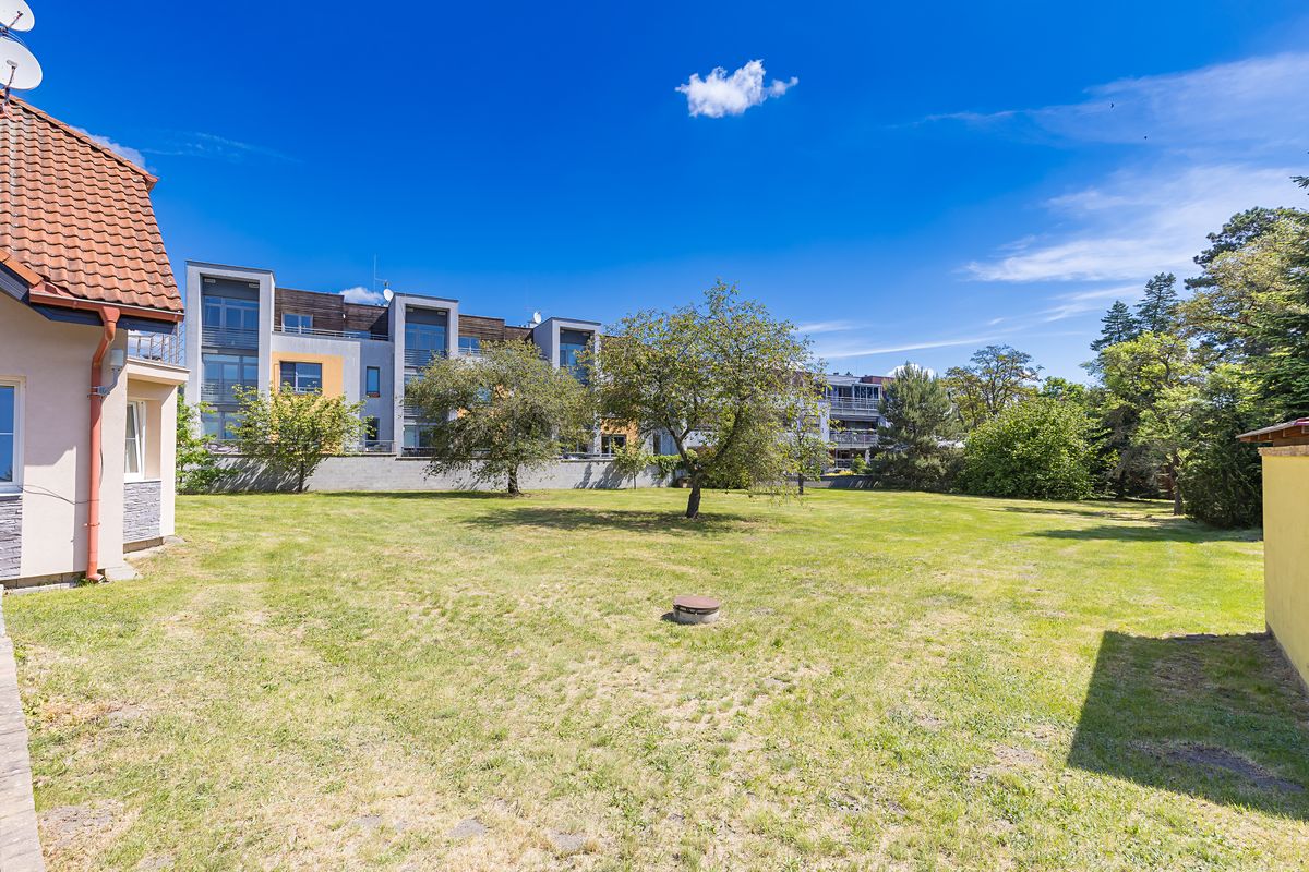 Prodej vícegeneračního domu 266 m², pozemek 2701 m² – fotografie 5