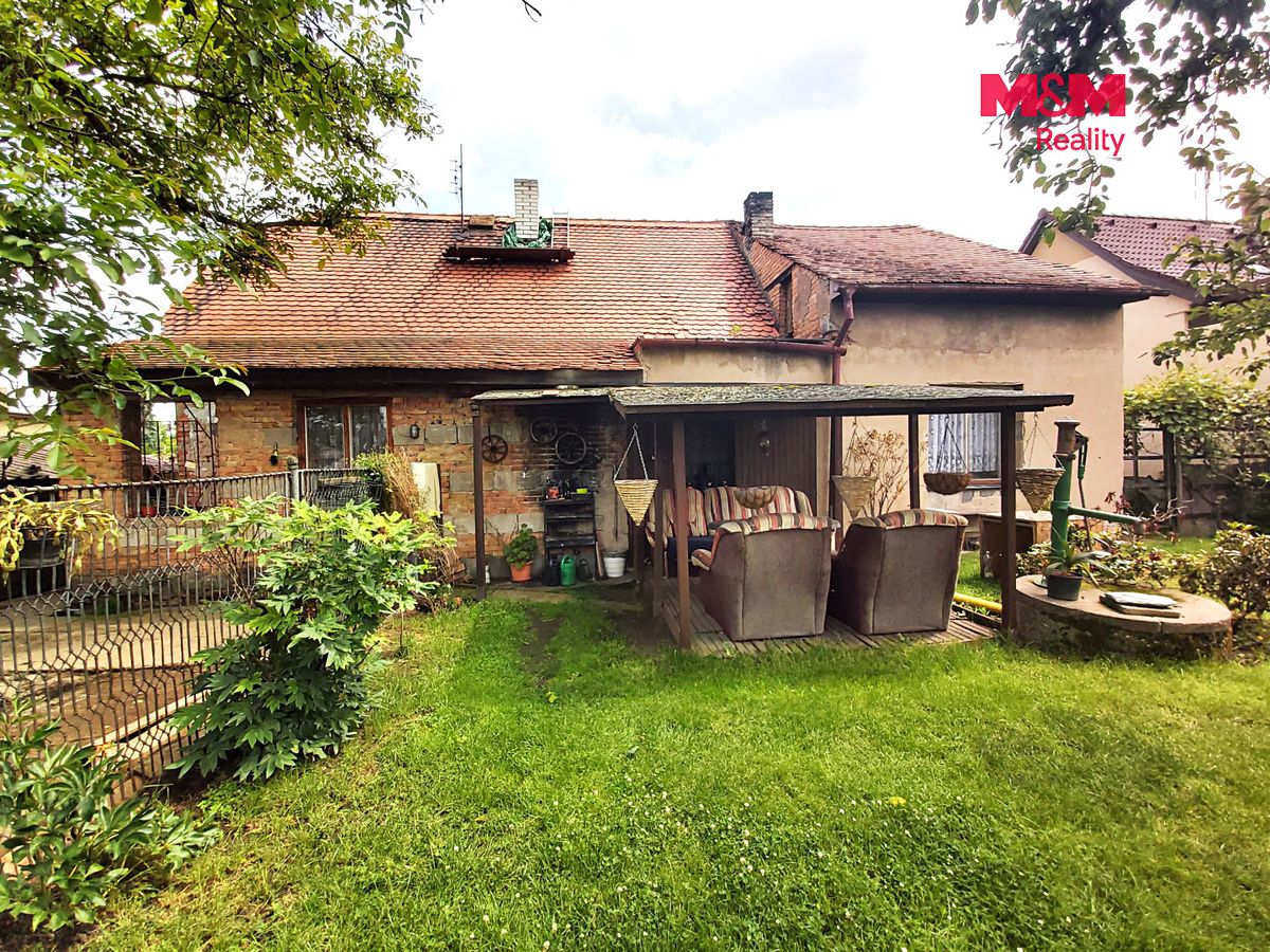 Prodej rodinného domu 117 m², pozemek 416 m² – fotografie 2