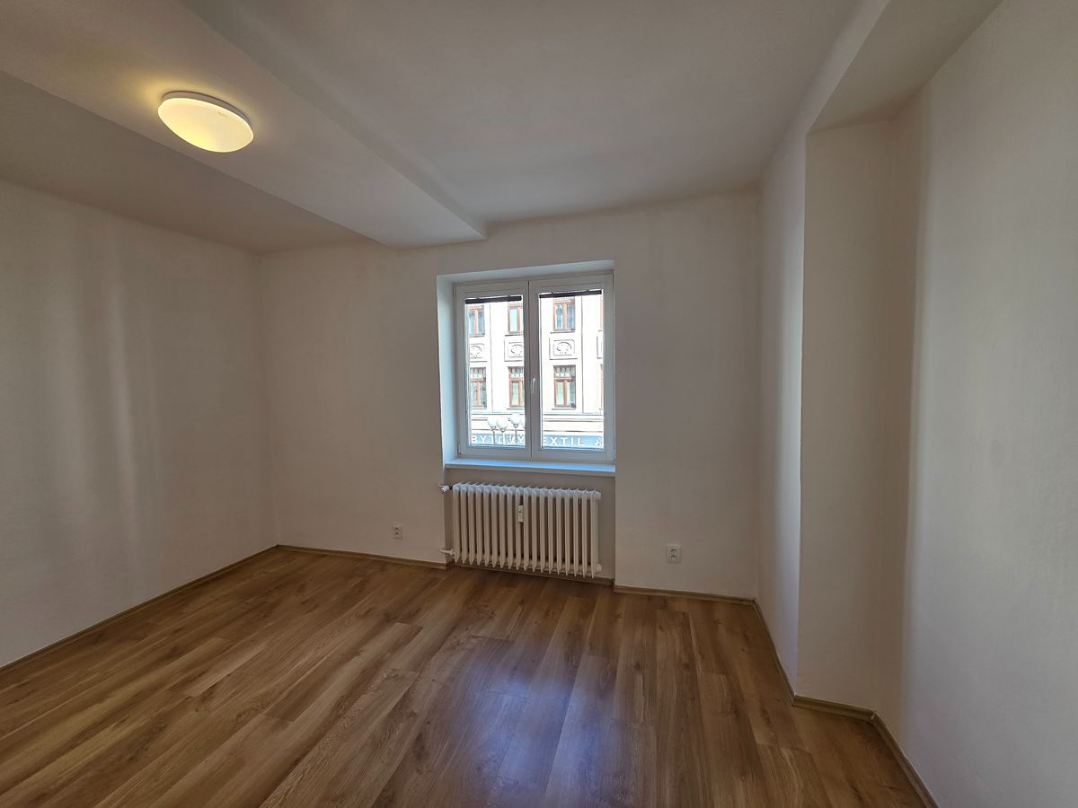 Pronájem bytu 3+1 79 m² – fotografie 4