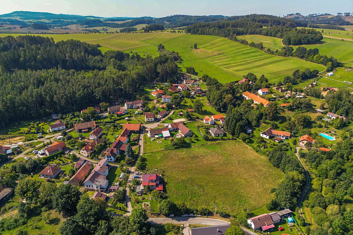 Prodej stavebního pozemku 1020 m² – fotografie 4