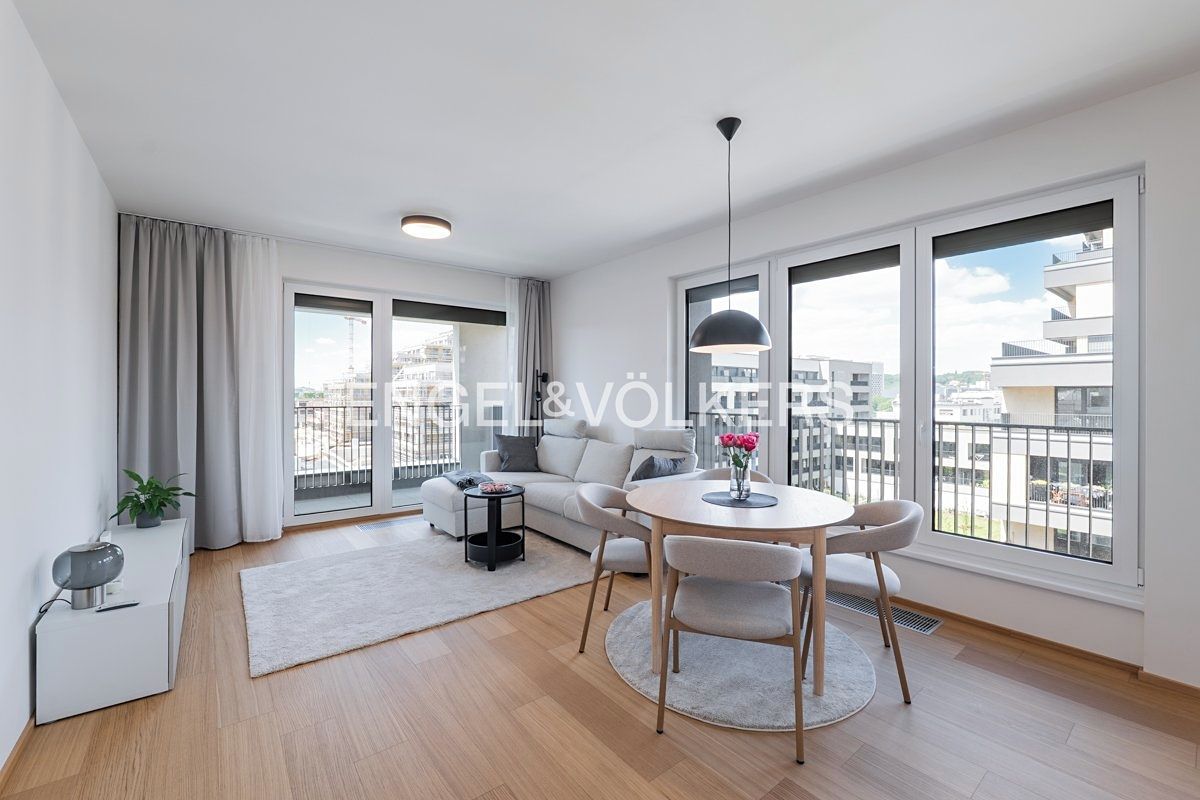 Pronájem bytu 2+kk 60 m²