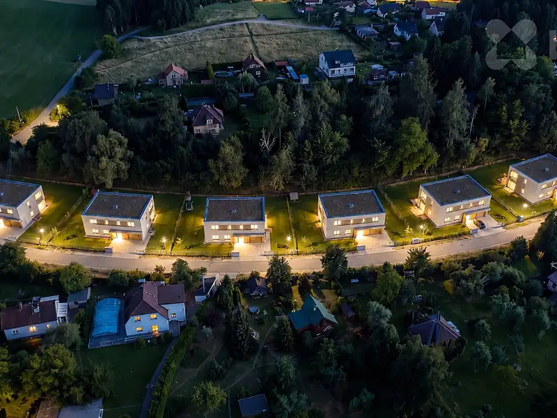 Prodej stavebního pozemku 8271 m², Hradištko – náhled fotky 2