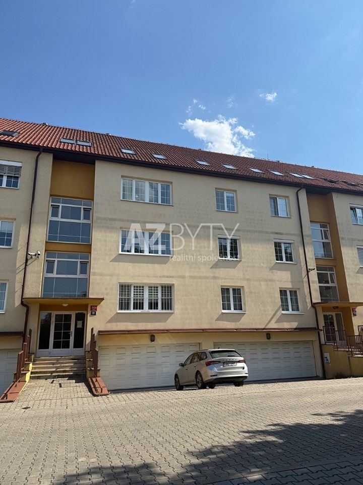 Pronájem bytu 3+kk 90 m²