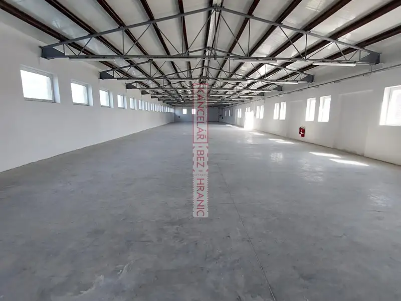 Pronájem skladového prostoru 756 m², Medlovice – náhled fotky 1